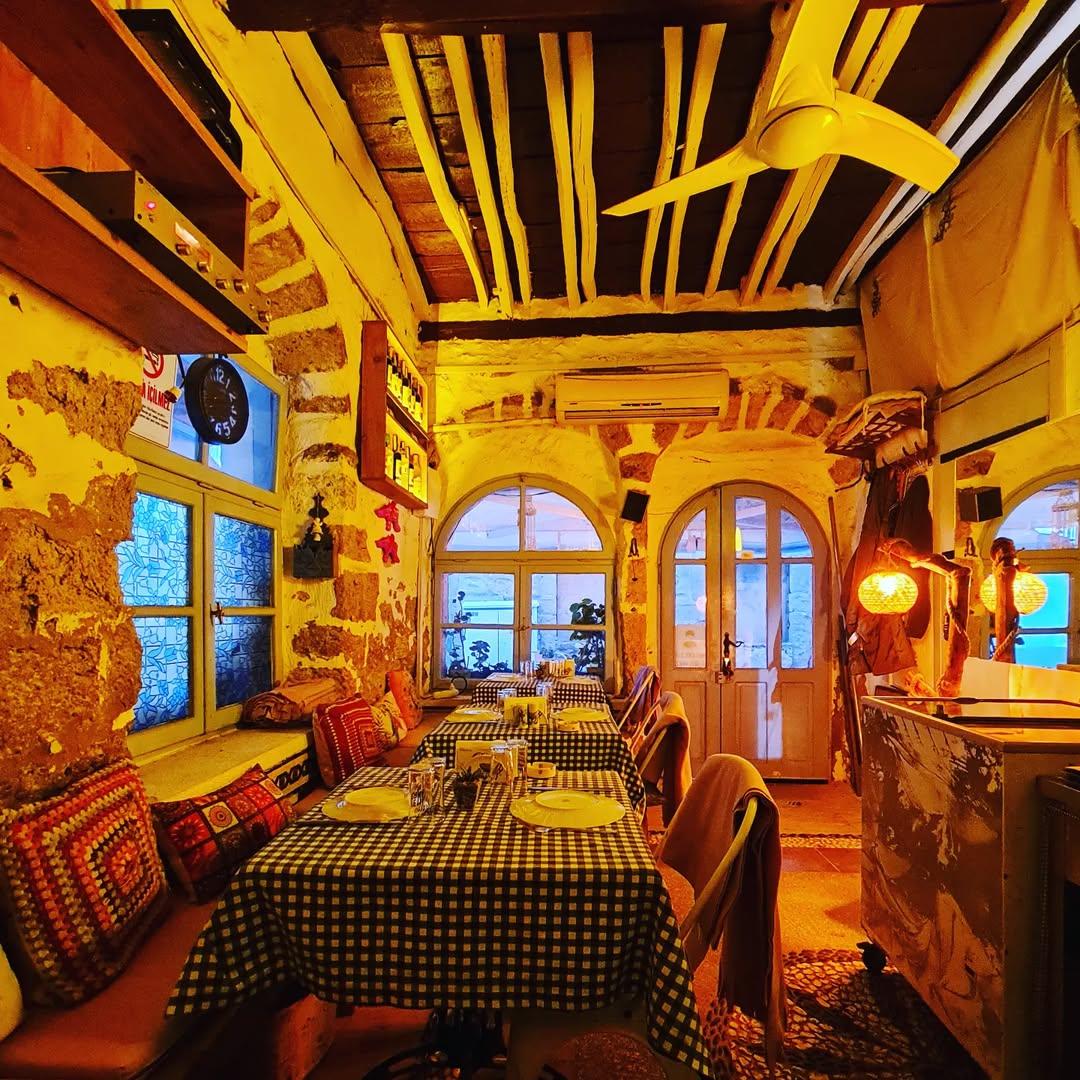 Dem Alaçatı Meyhane